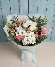 Букет цветов из:  Розы, Лизиантусы и Хризантемы в Сафоново