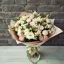 Букет цветов из:  Альстромерии, Розы и Хризантемы в Сафоново