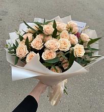 Букет Кремовые розы Латте в Сафоново