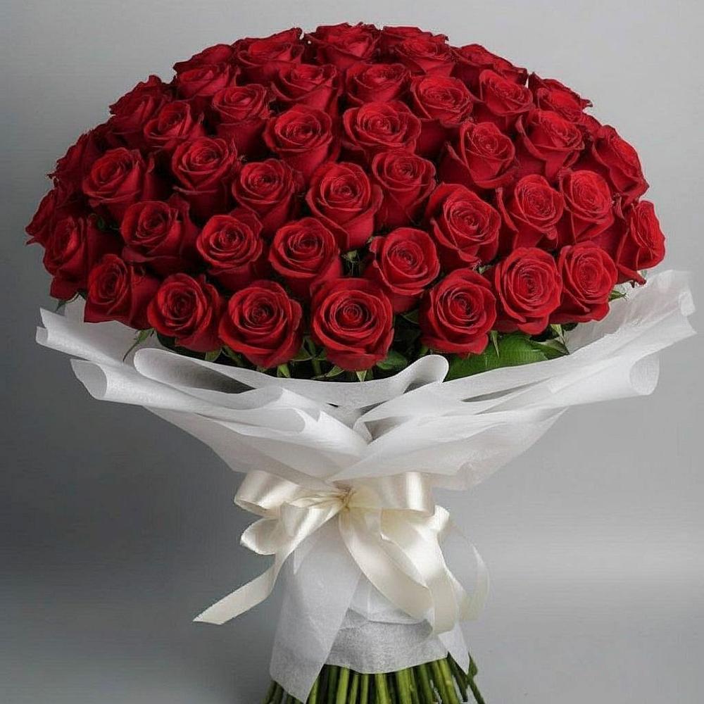 Букет 101 Красная роза Блэк Мэджик в Сафоново