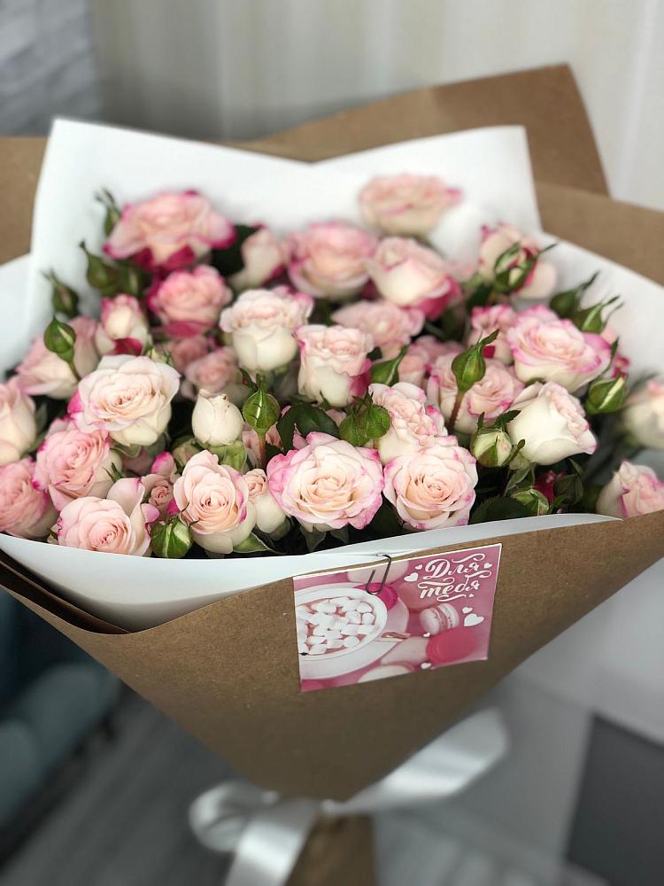 Букет цветов из: Розы в Сафоново