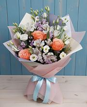 Букет цветов из:  Лизиантусы, Розы, Альстромерии и Гипсофила #REPLACE_PRED# Сафоново