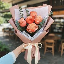 Букет цветов из:  Розы в Сафоново