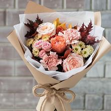 Букет цветов из:  Гвоздики, Хризантемы и Розы в Сафоново