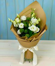 Букет цветов из:  Хризантемы и Лизиантусы #REPLACE_PRED# Сафоново