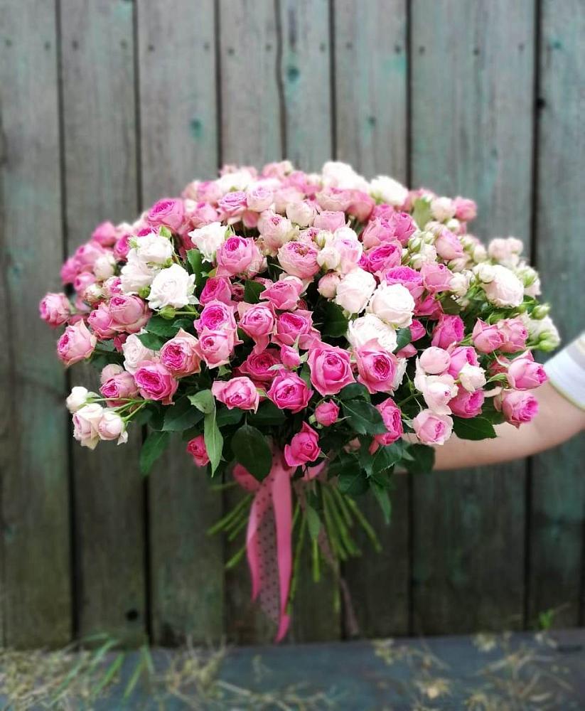 Букет Розовые кустовые розы Натали и Лав Лидия в Сафоново