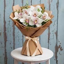 Букет цветов из:  Орхидеи и Розы в Сафоново